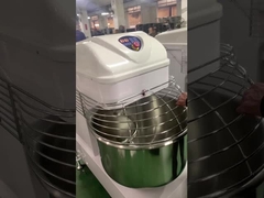 Mikser spiralny do ciasta 50 kg z jedną torbą do piekarni